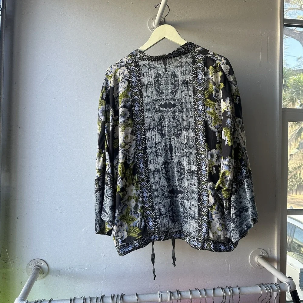 Free People Wildflower Kimono 3/4 Sleeve Zip Front Top Size‎ XS/S